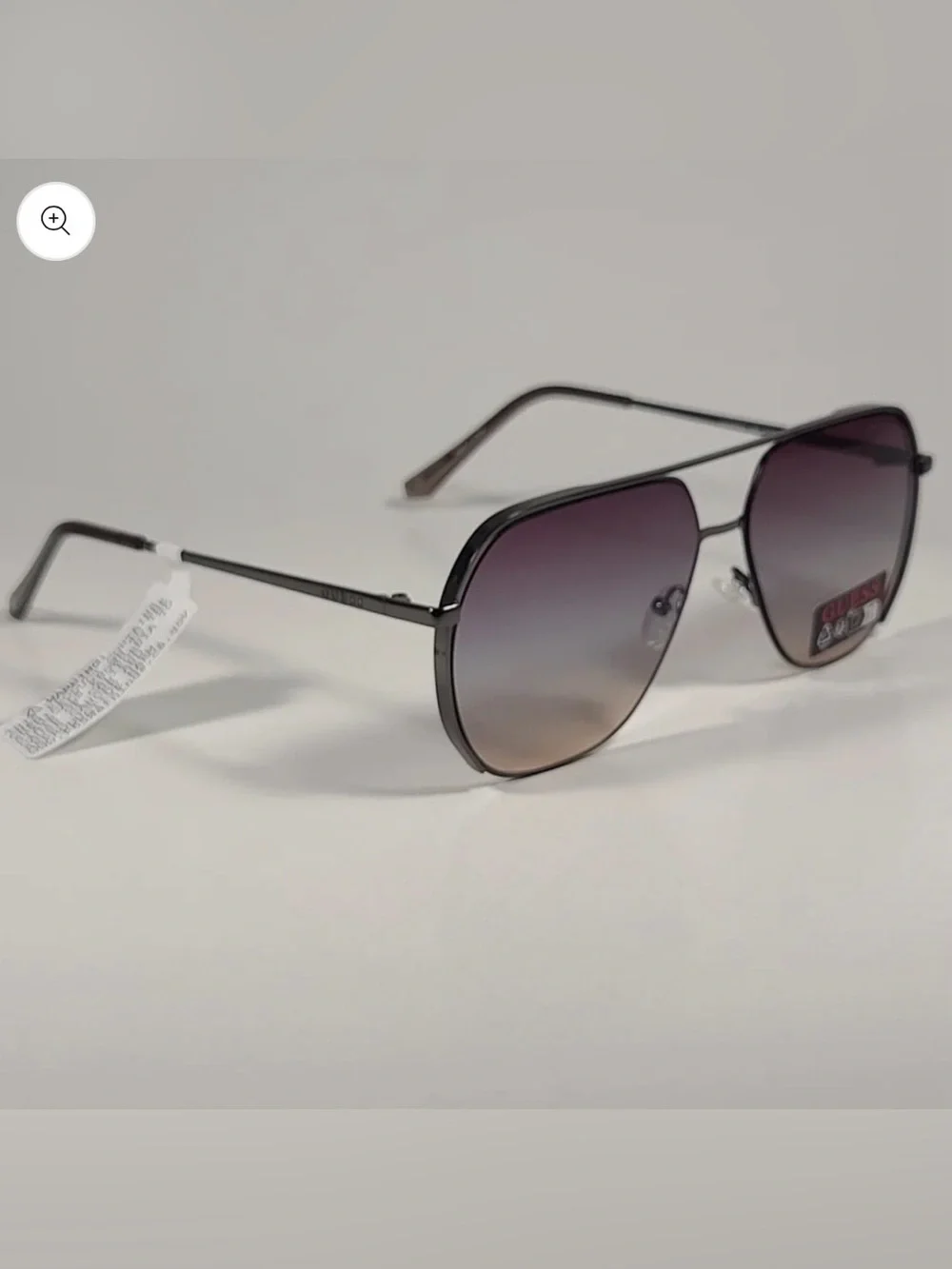 Guess GO00064 06F Pilot Sunglasses Gunmetal Frame Smoke Gradient Lens 61mm NWT